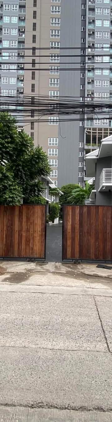 素坤逸别墅出租